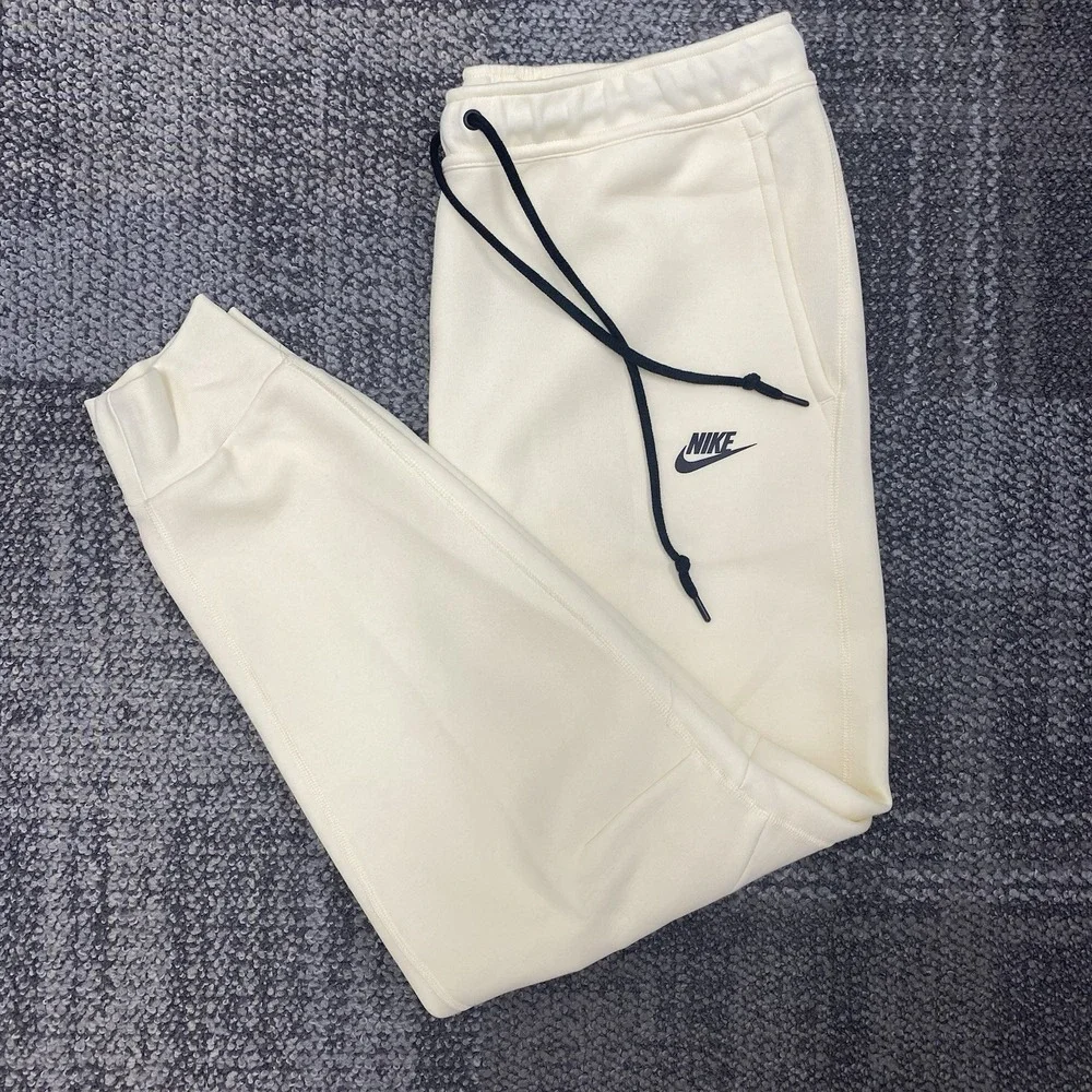 Nike Tech Fleece Joggers Coconut Milk FB8002-113 Men's Size XL